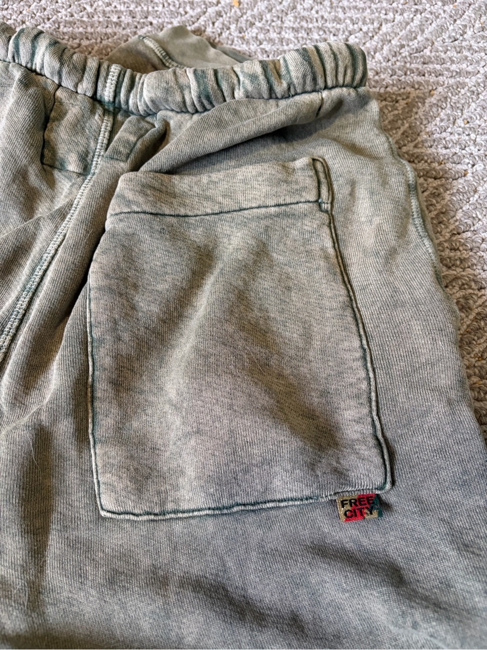 Free City superfluff sweatpants - Picture 5 of 7